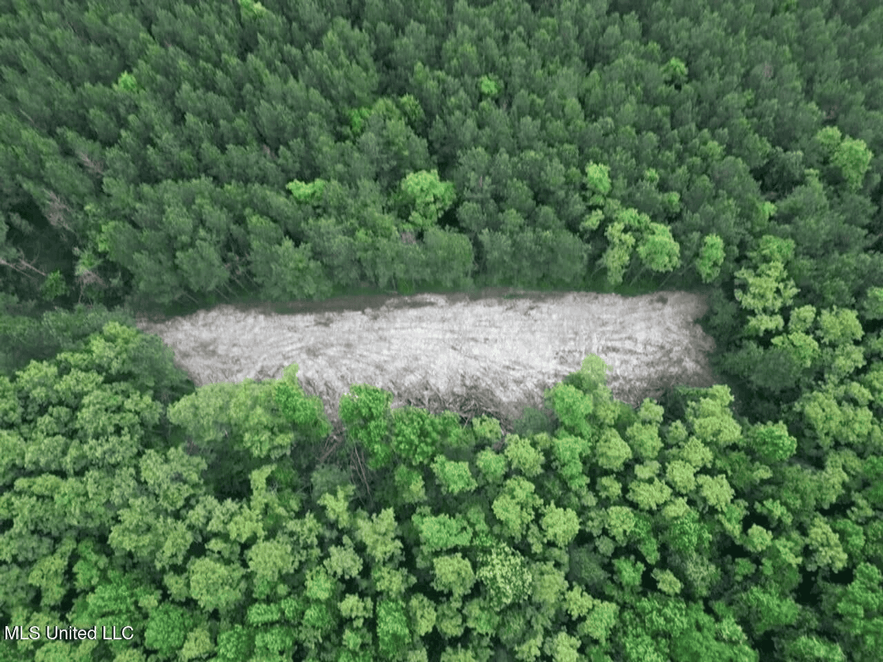 Roxie Mississippi – 94 Acre Recreational Retreat