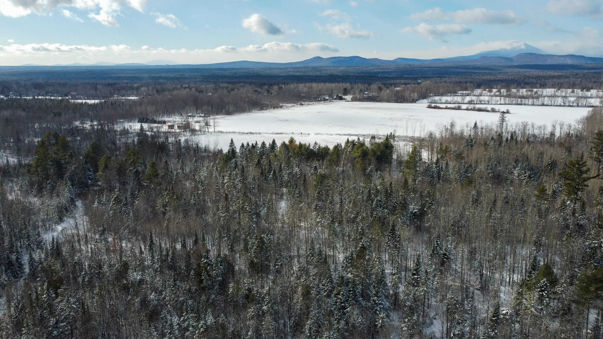 Private Home on 40 Acres – Stacyville, ME