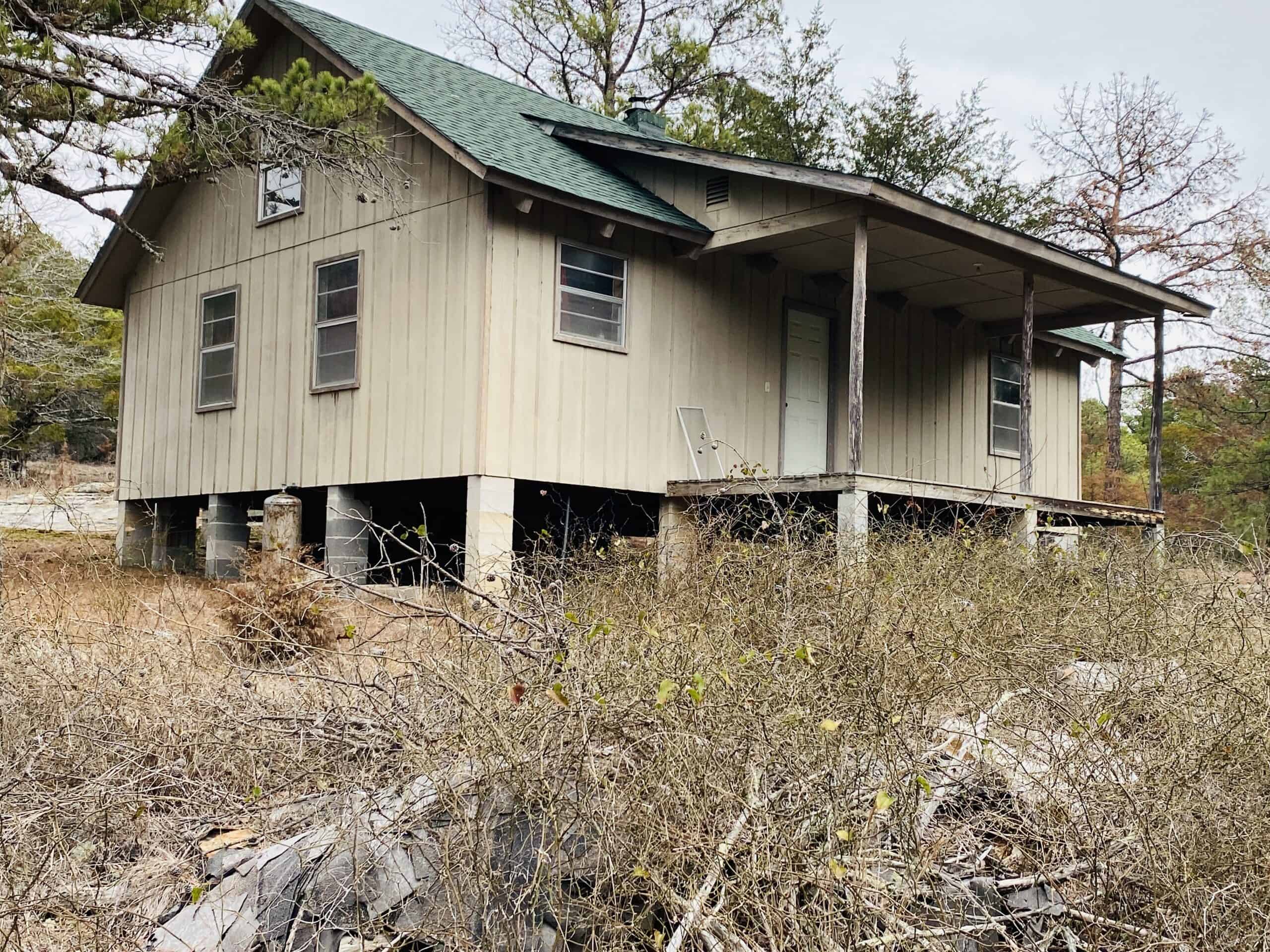 OFF-GRID CABIN AND ACREAGE FOR SALE IN NORTH CENTRAL ARKANSAS