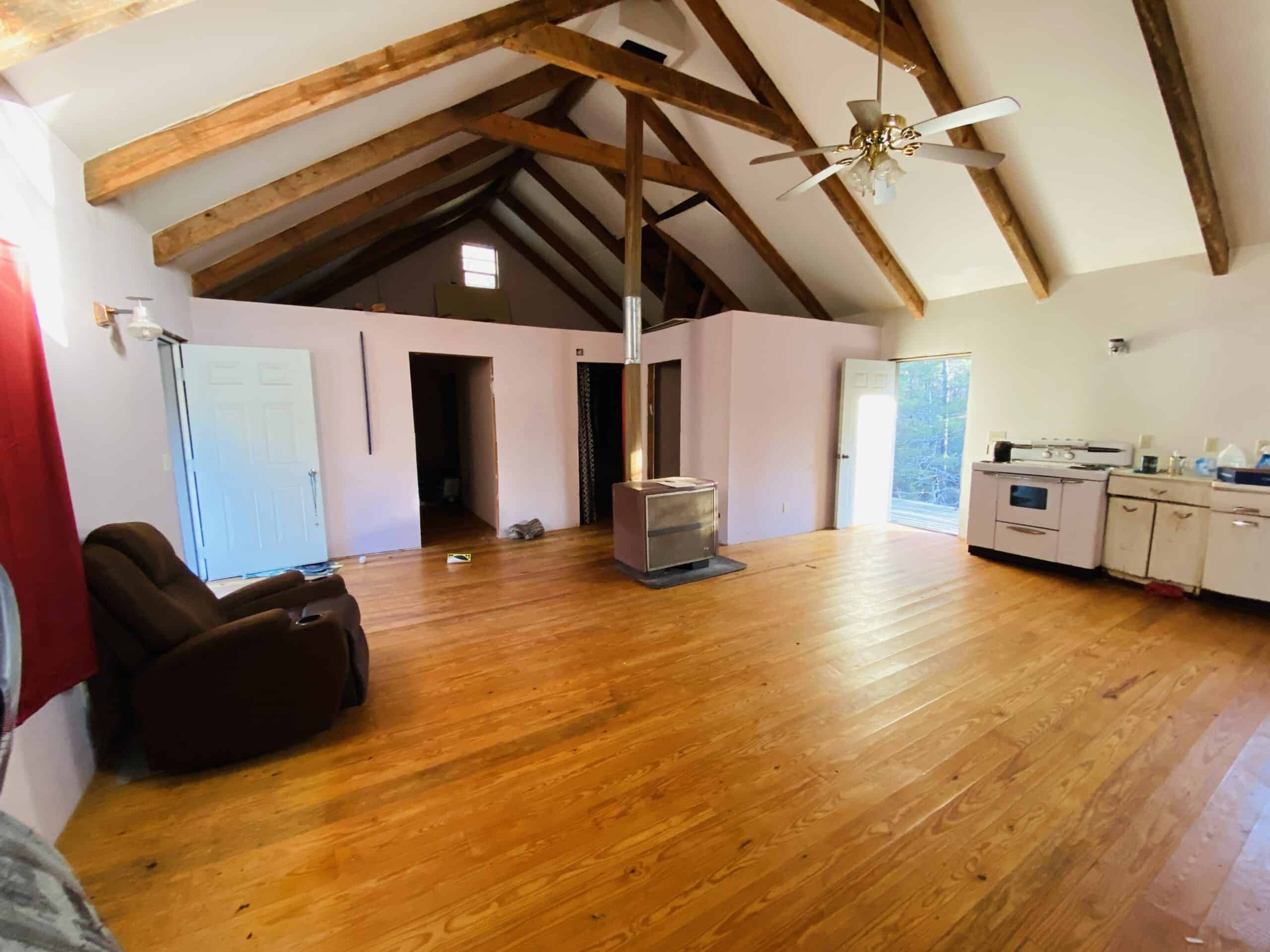 OFF-GRID CABIN AND ACREAGE FOR SALE IN NORTH CENTRAL ARKANSAS