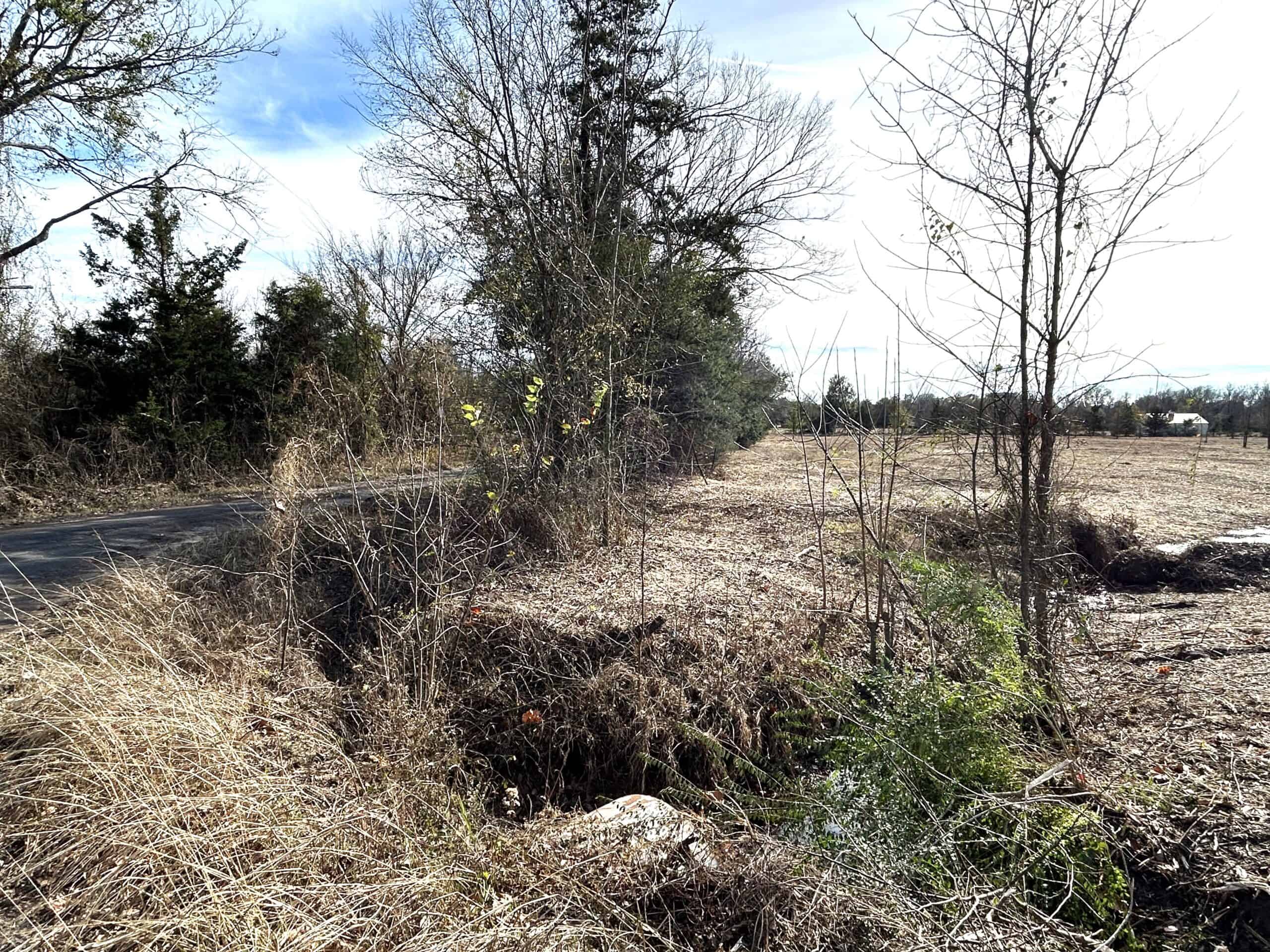 Private Unrestricted Land Near Paris, TX – With Electric