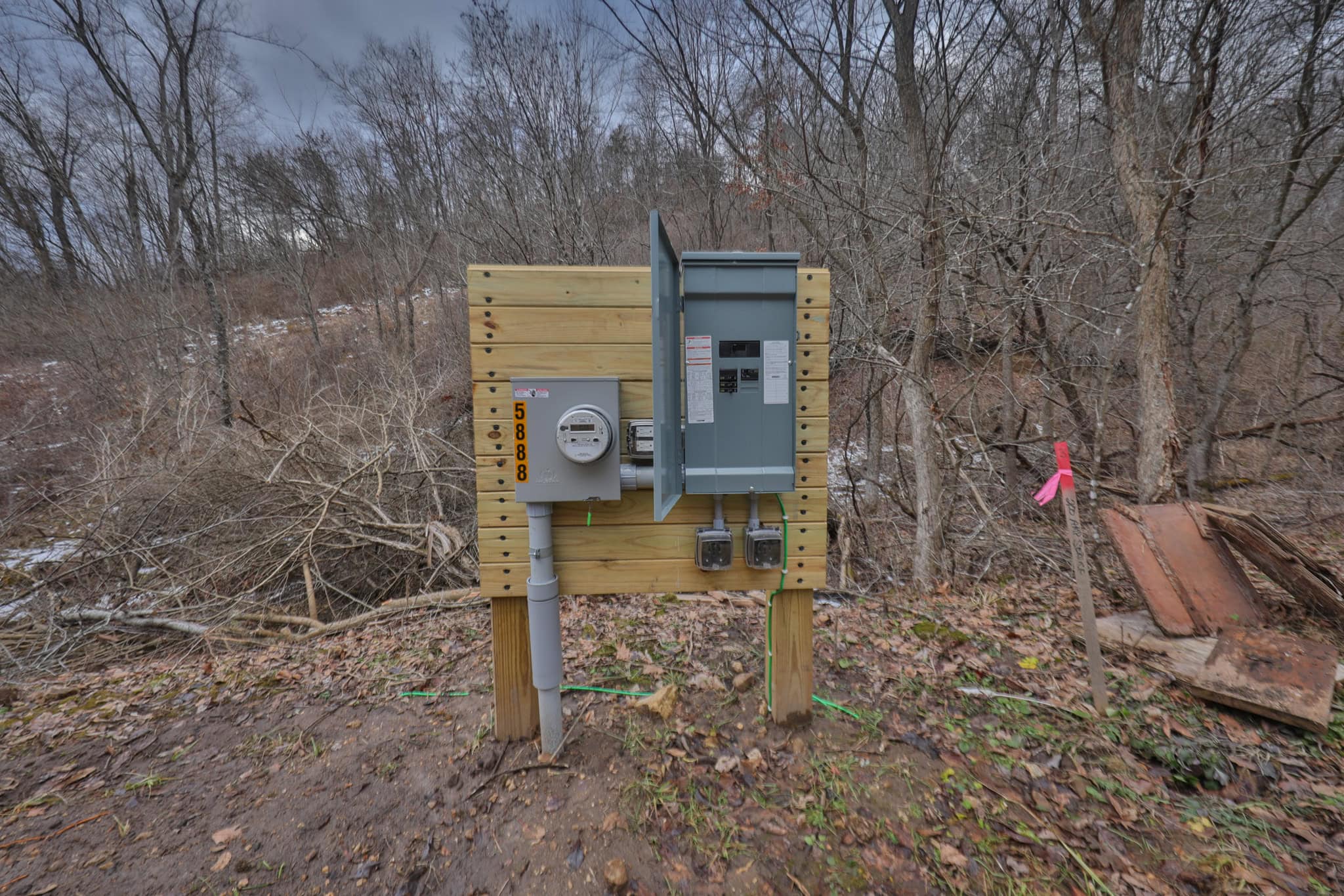 Prime Crawford County Hunting Land with Electric & Legendary Big Buck Potential