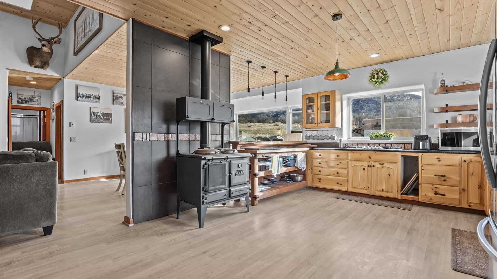 Bull Creek Ranch For Sale in Mesa, CO