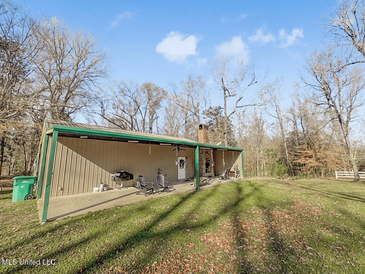 13645 LA Hwy 10, St. Francisville, LA Home on 19± Acres