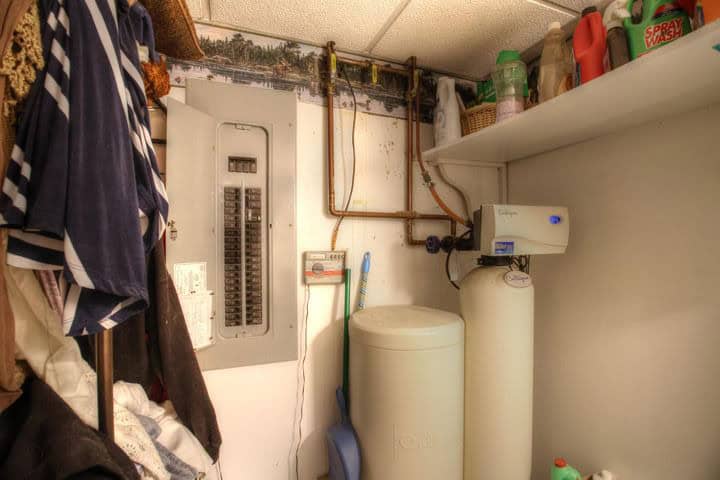 Hunting Land and Home in Atlanta, MI