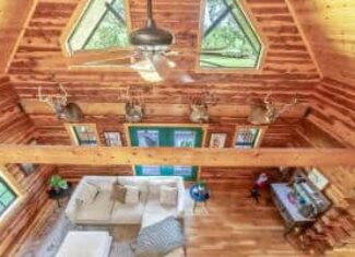 Log Cabin + 57 Acres in the Missouri Ozarks