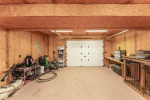 Log Cabin + 57 Acres in the Missouri Ozarks