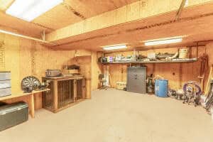 Log Cabin + 57 Acres in the Missouri Ozarks