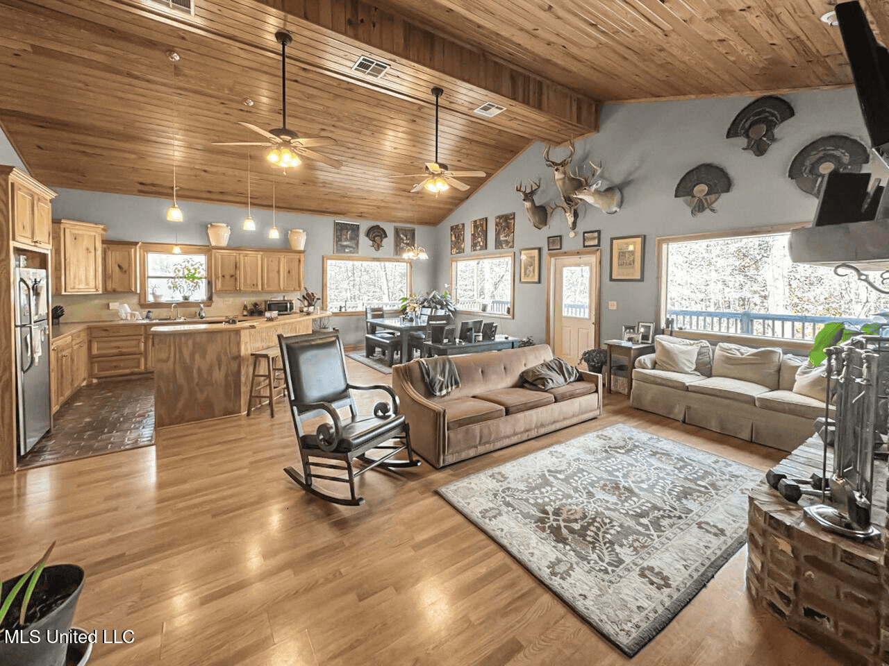 13645 LA Hwy 10, St. Francisville, LA Home on 19± Acres