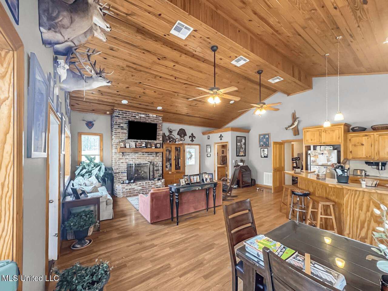 13645 LA Hwy 10, St. Francisville, LA Home on 19± Acres