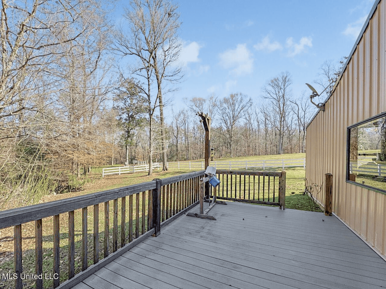 13645 LA Hwy 10, St. Francisville, LA Home on 19± Acres