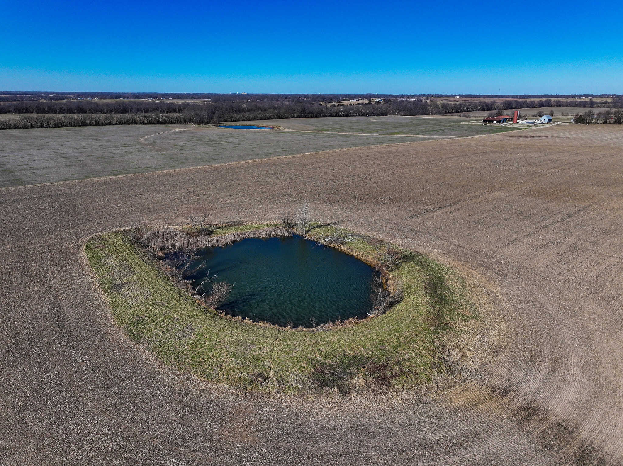 230+\- acres for Auction Lamar MO