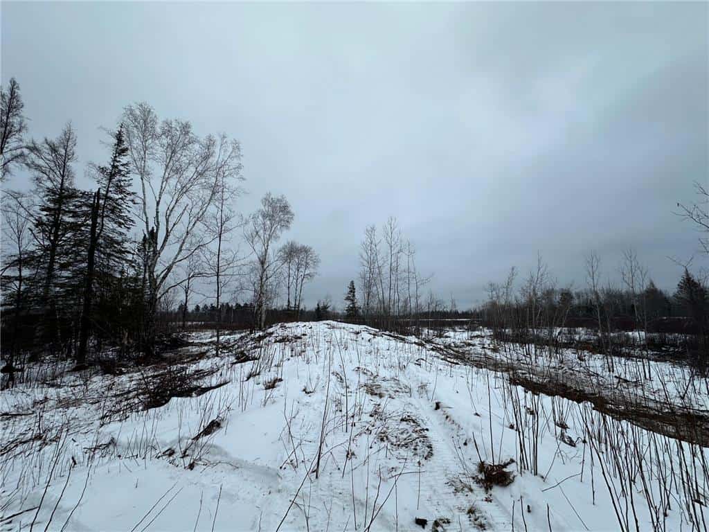 10 Acres of Prime Hunting & Recreational Land in Kerrick, MN