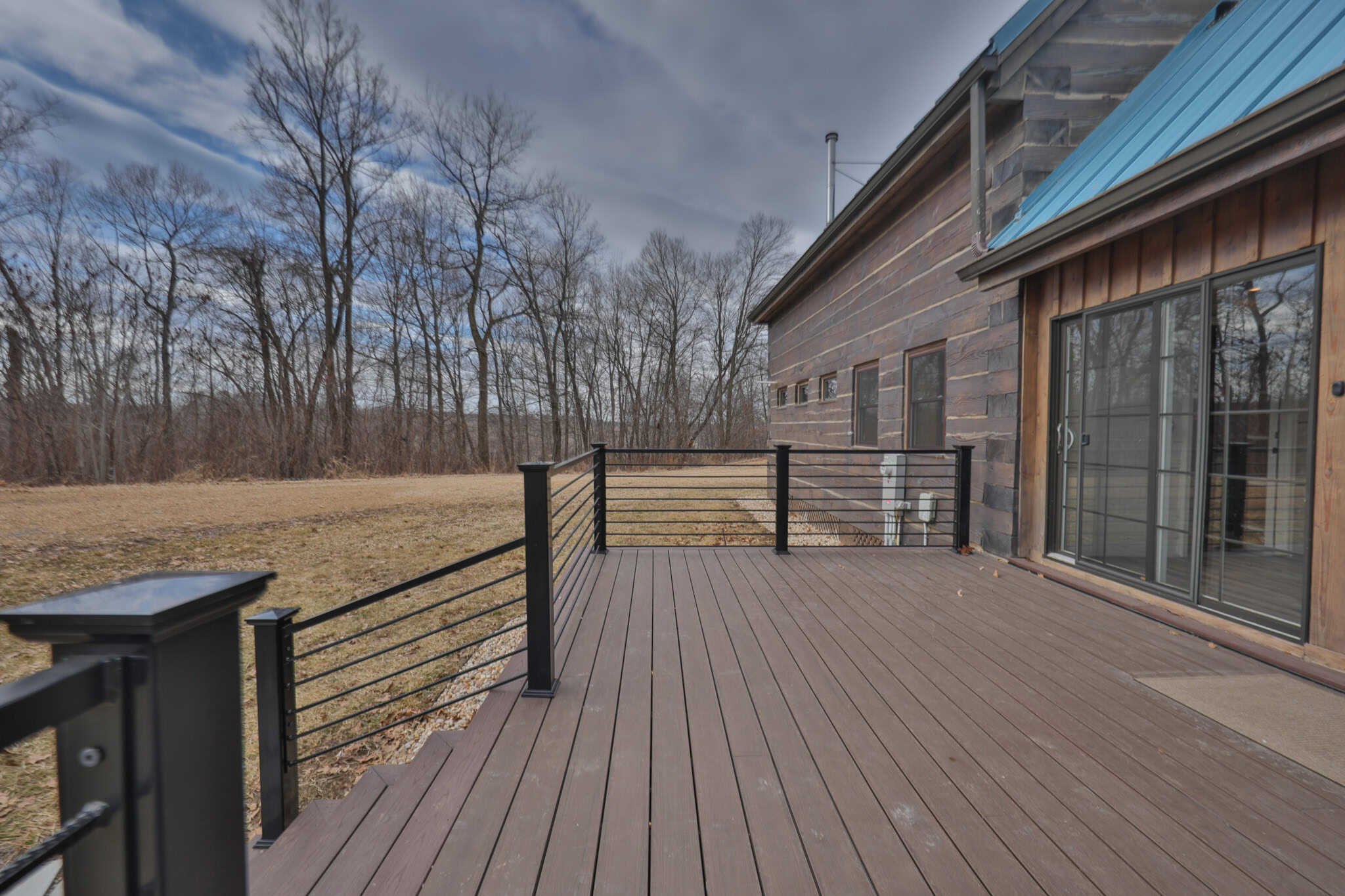Blufftop Whitetail Estate – 39.21 Acres with Log Home & Trophy Deer Habitat in Richland County