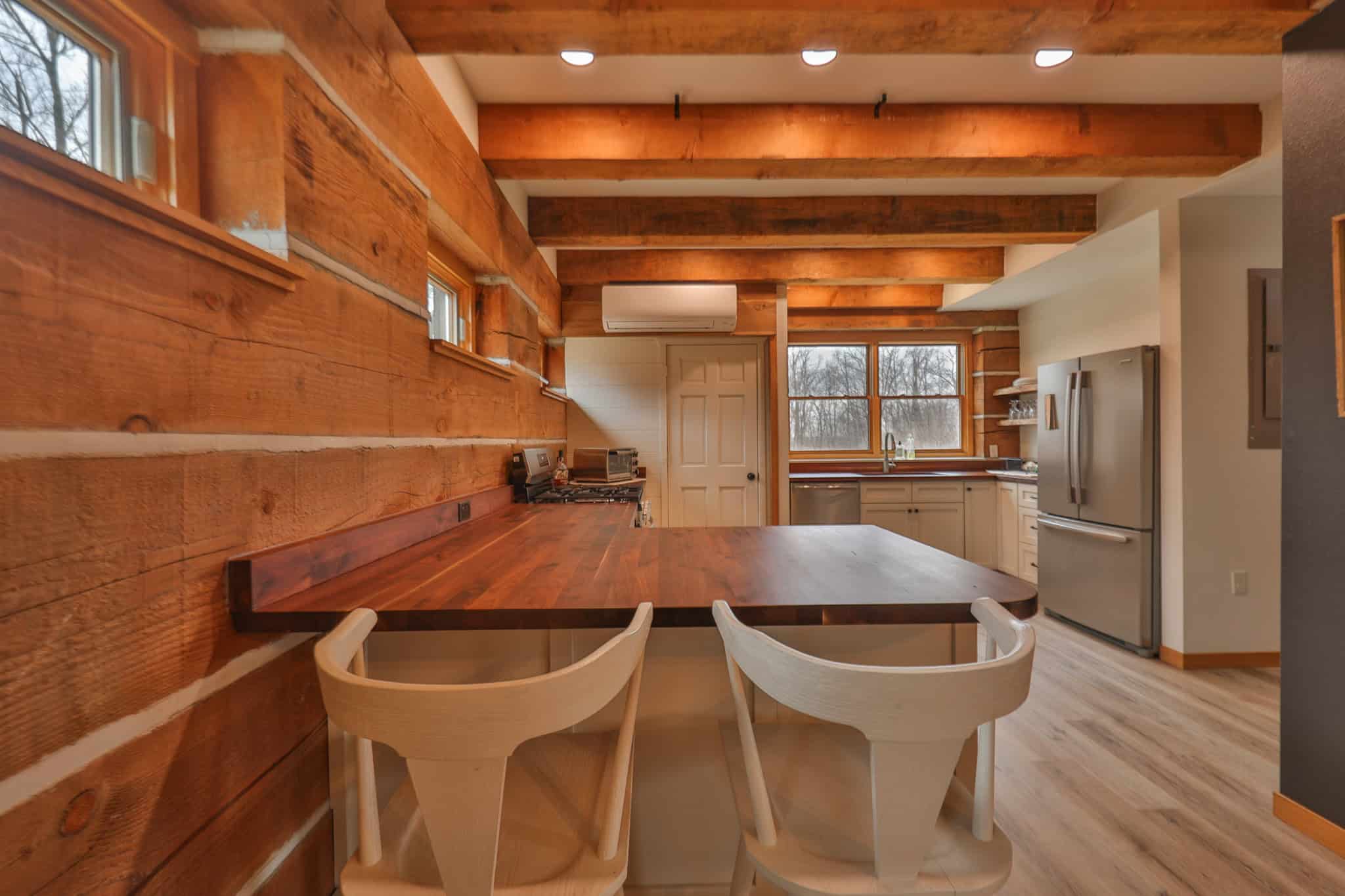 Blufftop Whitetail Estate – 39.21 Acres with Log Home & Trophy Deer Habitat in Richland County