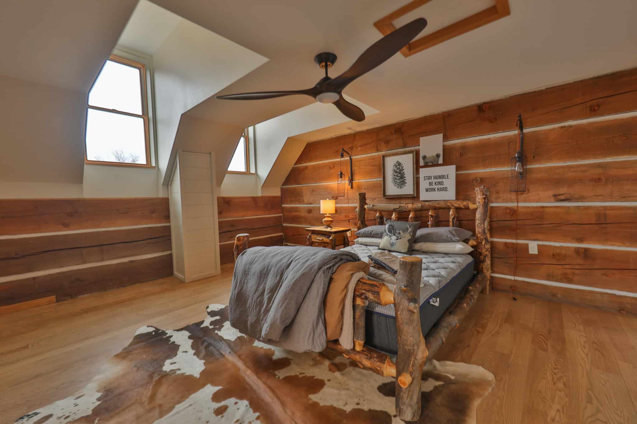 Blufftop Whitetail Estate – 39.21 Acres with Log Home & Trophy Deer Habitat in Richland County