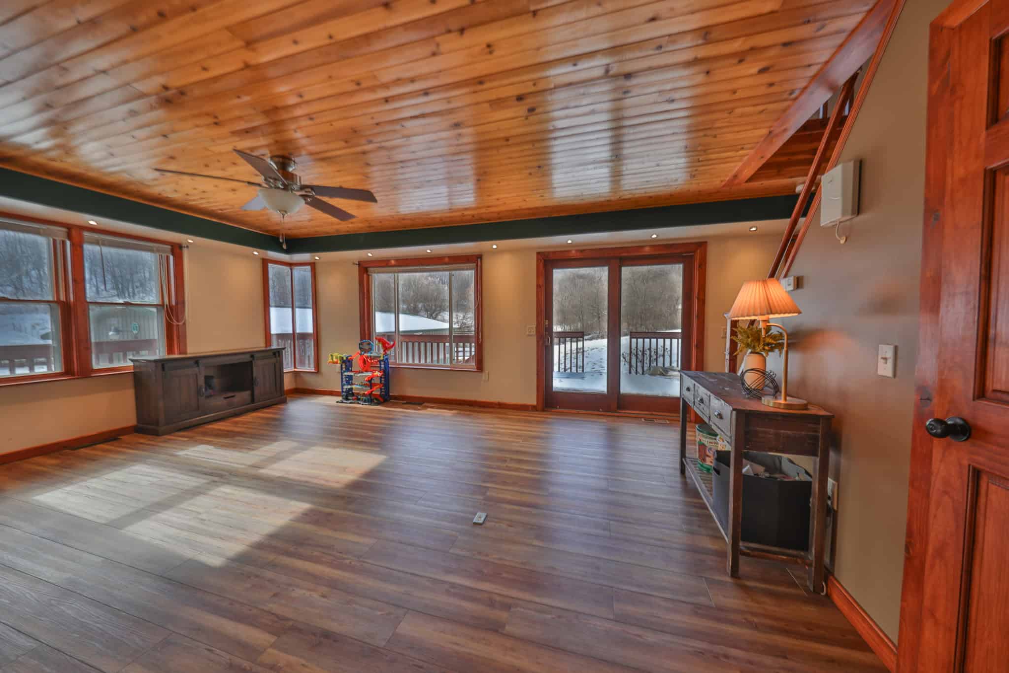 Dead-End Road 14-Acre Valley Estate with Dual Living Quarters Near Muscoda, WI