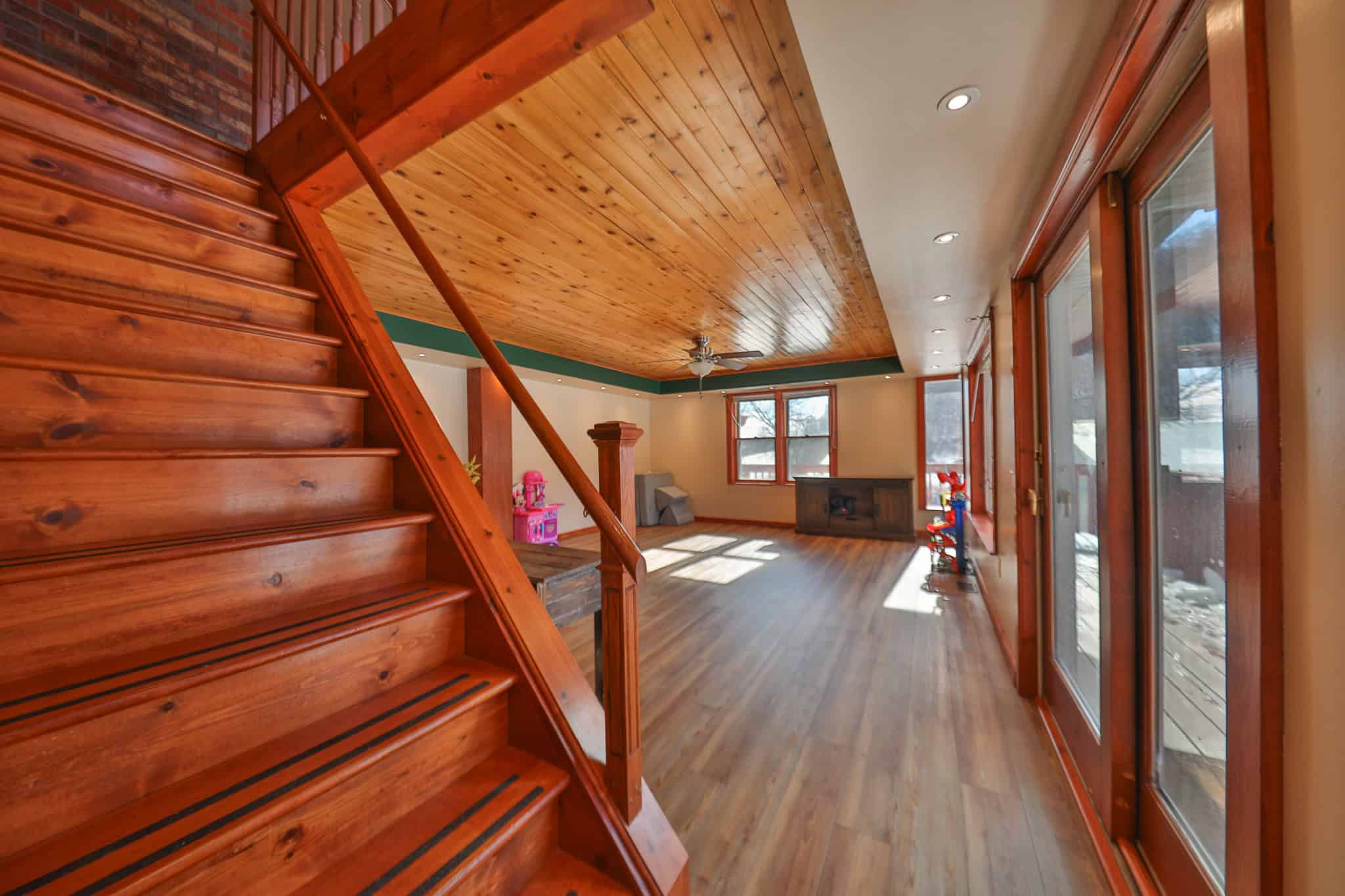 Dead-End Road 14-Acre Valley Estate with Dual Living Quarters Near Muscoda, WI
