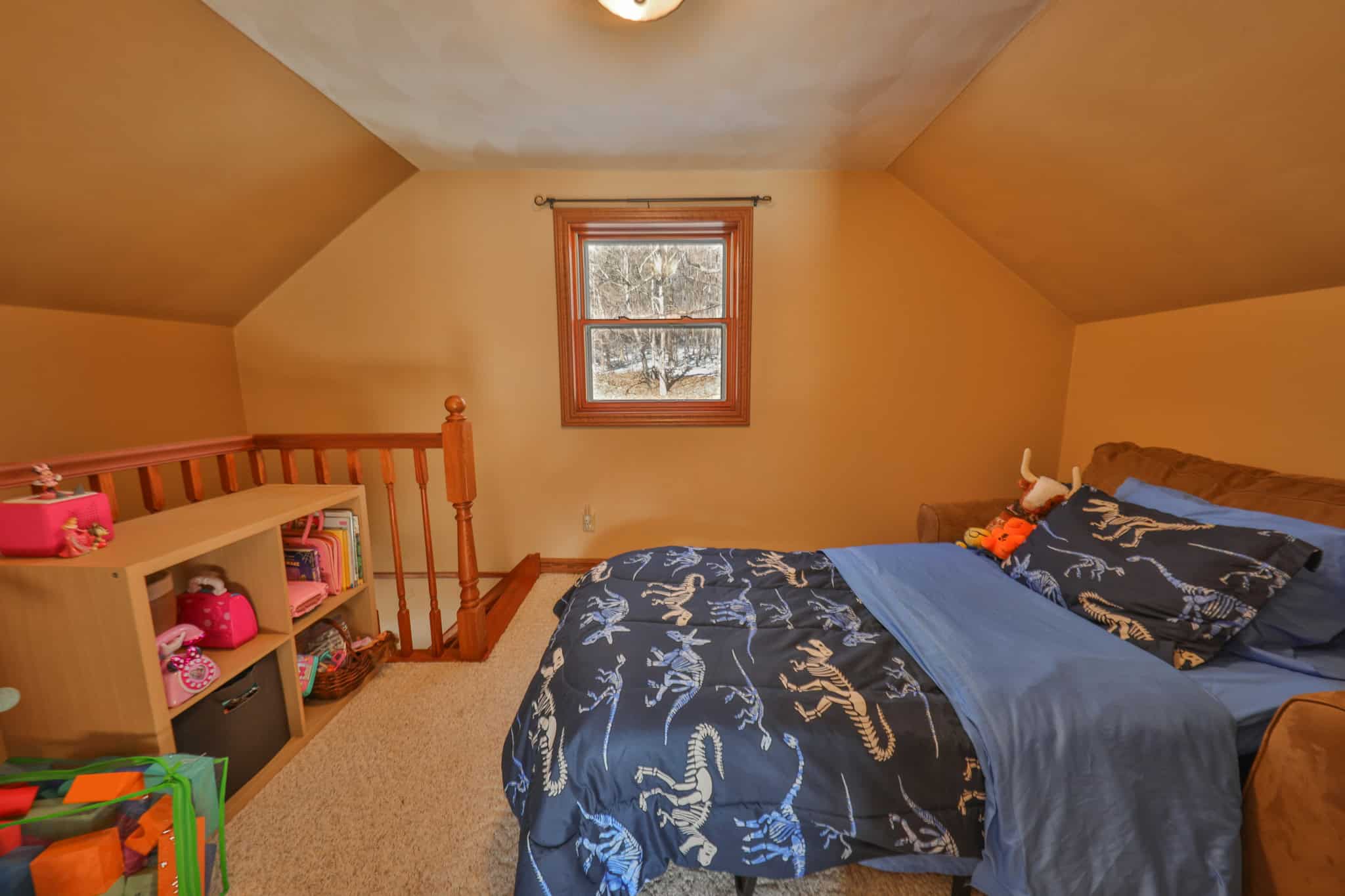 Dead-End Road 14-Acre Valley Estate with Dual Living Quarters Near Muscoda, WI