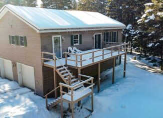 ICF Home on 20.5 Acres at the Gateway to the North Maine Woods