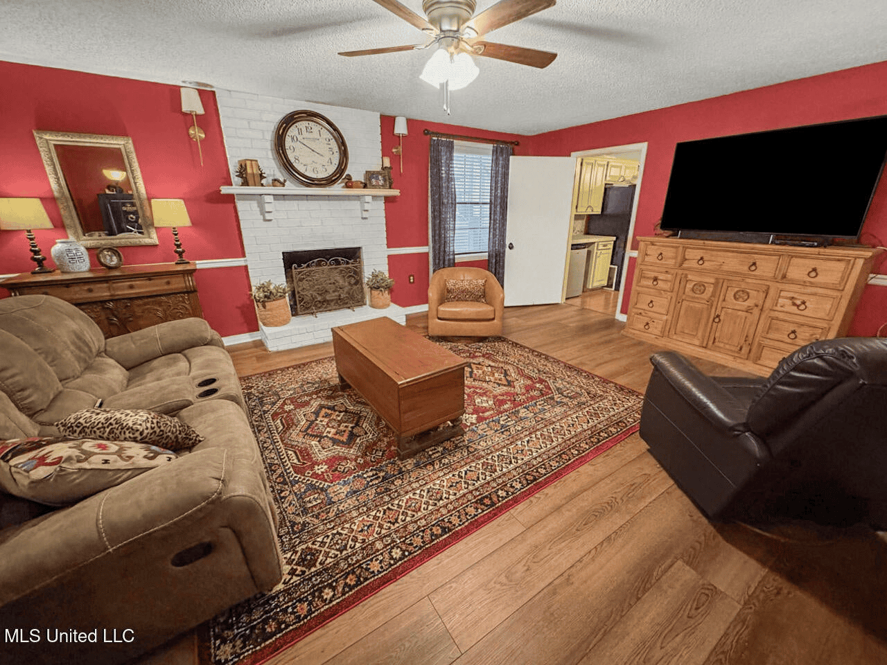 Luxury 5-Bed Home on 22 Acres in Kingston, Natchez, MS