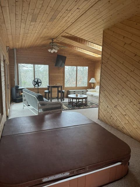 Private Canada Creek Ranch Cabin with Bunkhouse; Premier Hunting; Fishing