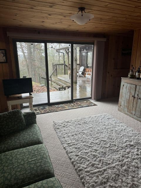 Private Canada Creek Ranch Cabin with Bunkhouse; Premier Hunting; Fishing