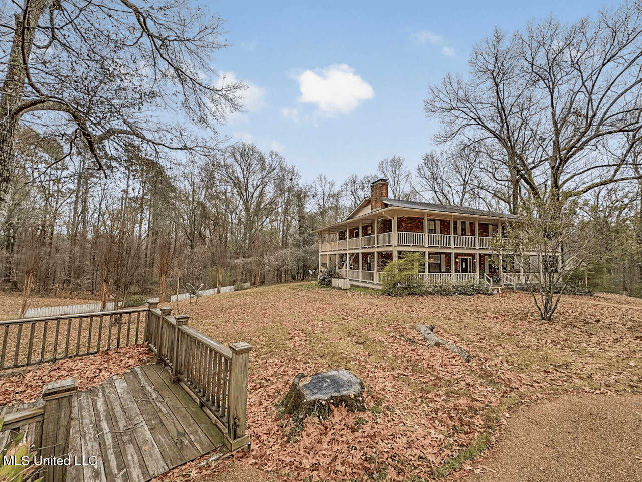 Luxury 5-Bed Home on 22 Acres in Kingston, Natchez, MS