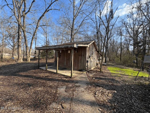 140 Acres with Farmhouse in Lorman, Mississippi