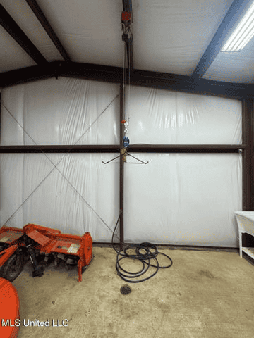 140 Acres with Farmhouse in Lorman, Mississippi