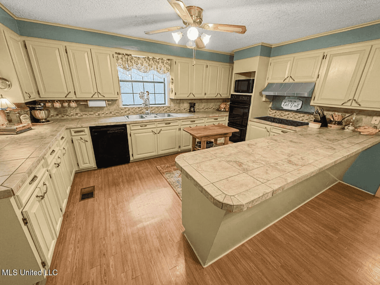 Luxury 5-Bed Home on 22 Acres in Kingston, Natchez, MS