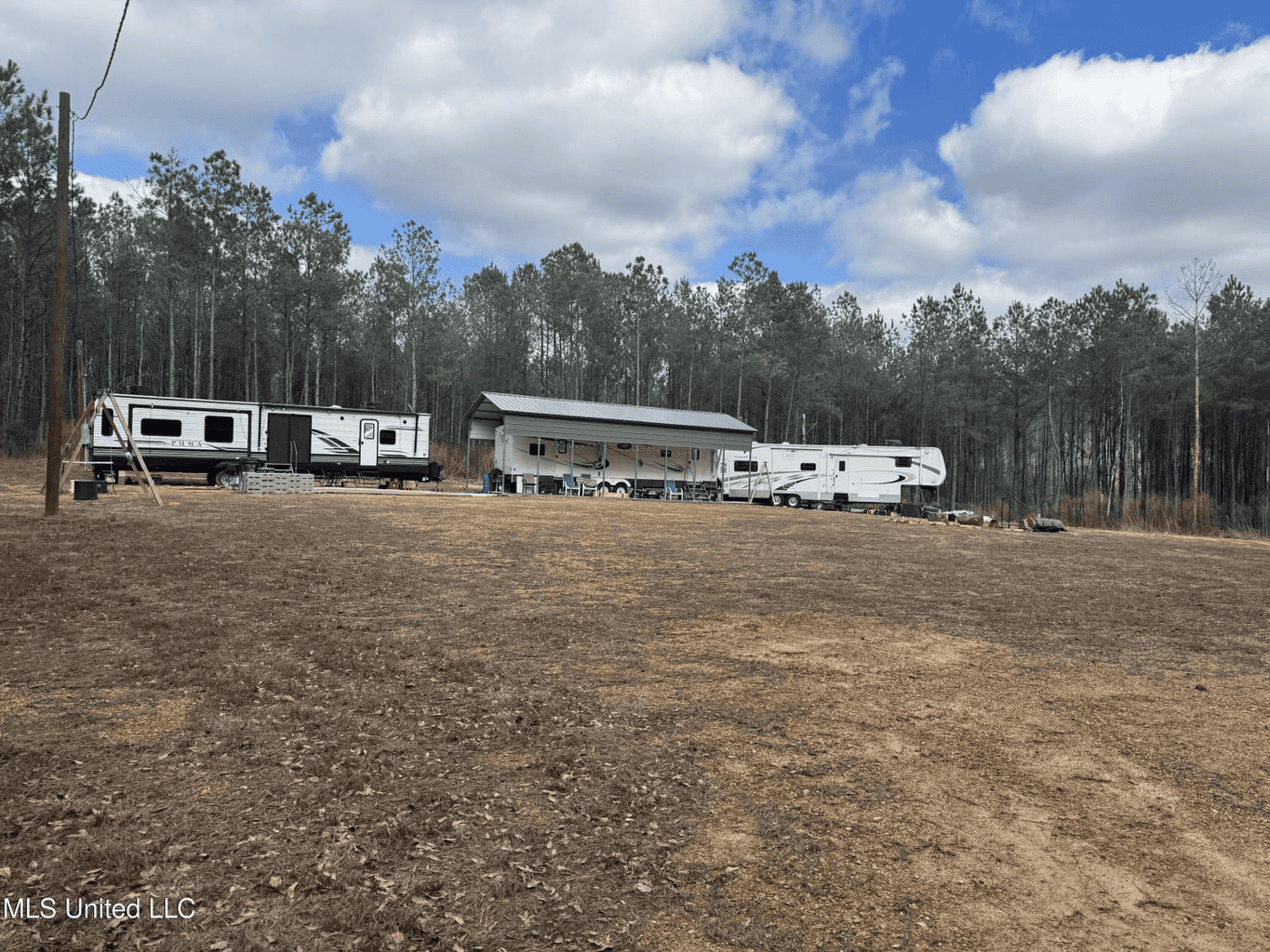 220 Acres South MS Hunting Tract with Camp/Homesite
