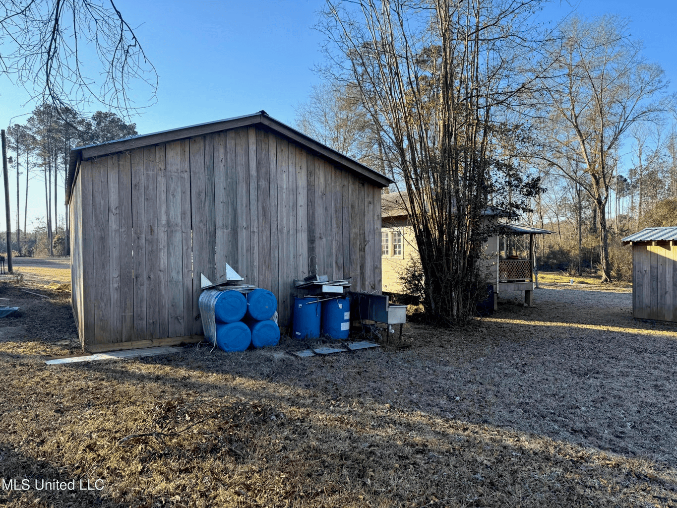 South MS Camp and Land Bordering the National Forest