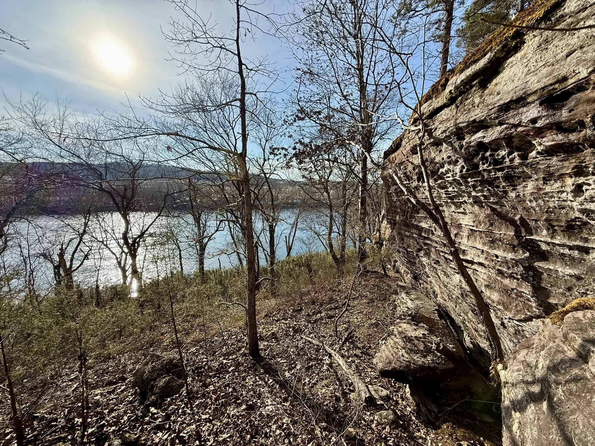 RIVERFRONT ACREAGE FOR SALE IN NORTH CENTRAL ARKANSAS