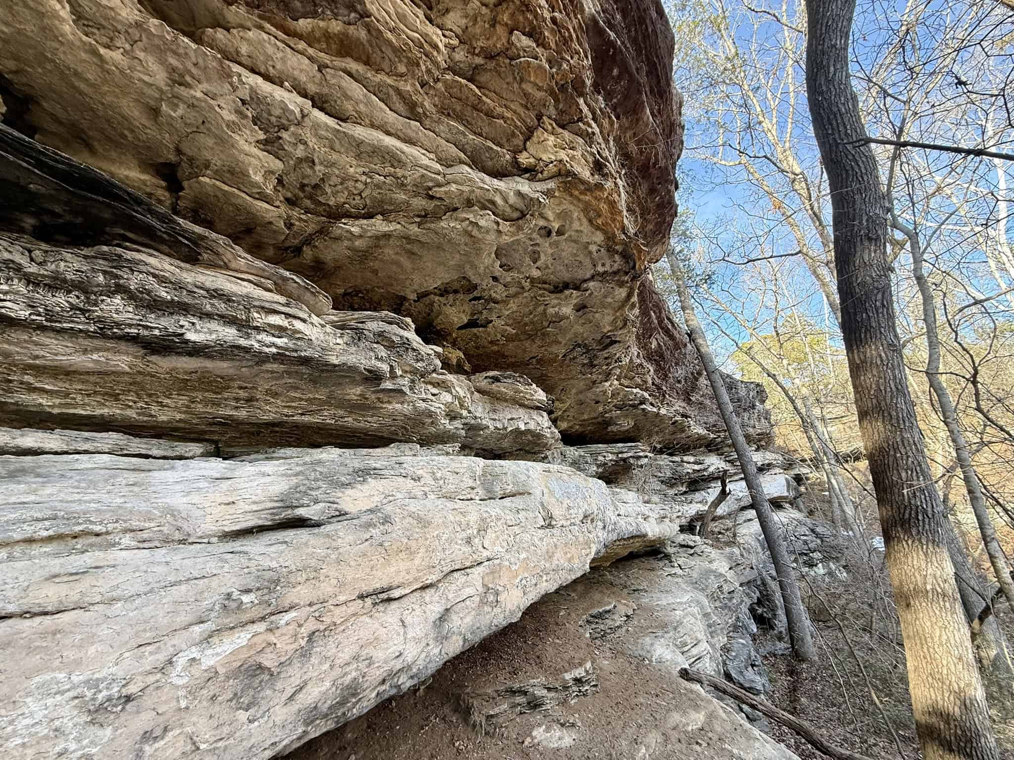RIVERFRONT ACREAGE FOR SALE IN NORTH CENTRAL ARKANSAS
