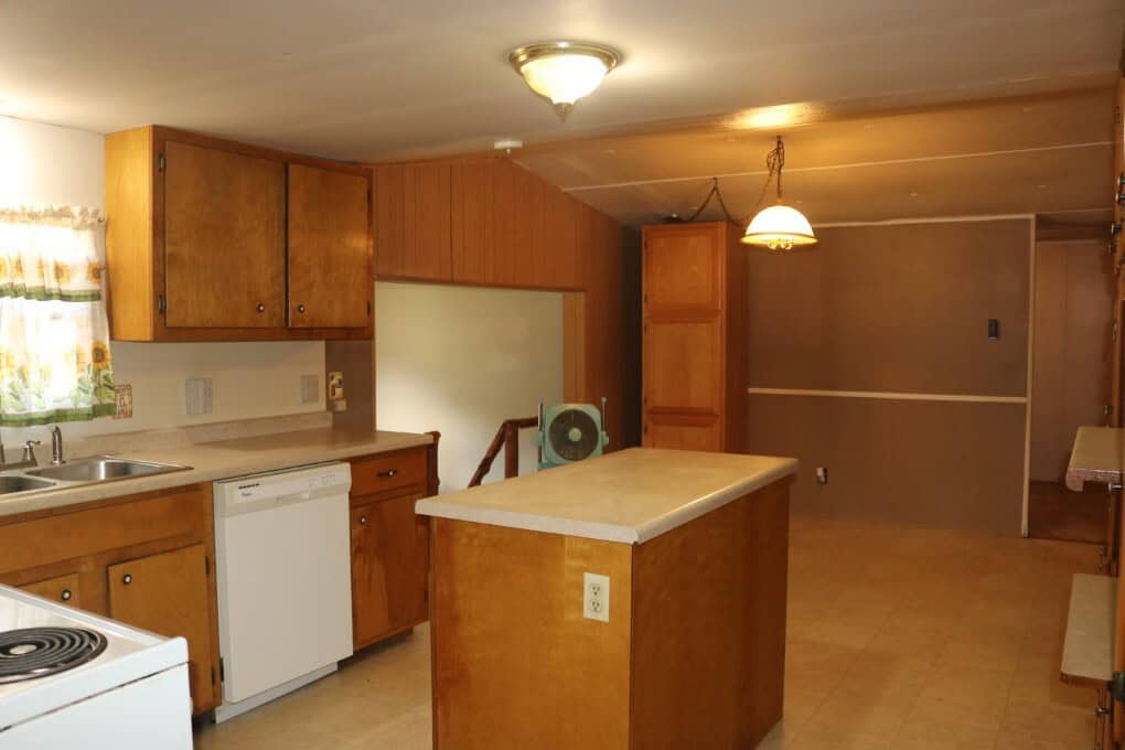 Hobby Farm and 28 Acres in the Ozarks For Sale