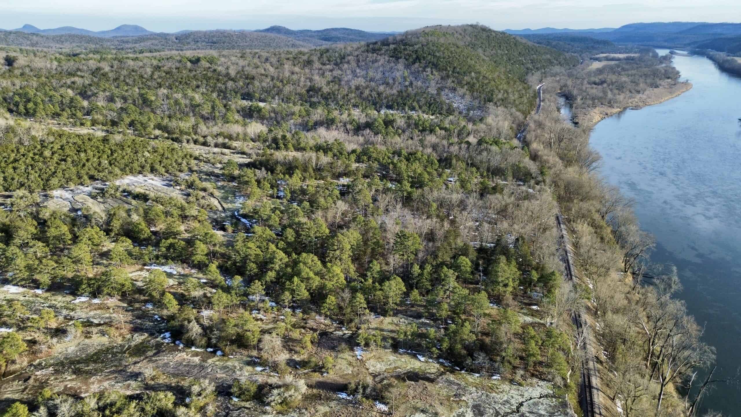 RIVERFRONT ACREAGE FOR SALE IN NORTH CENTRAL ARKANSAS