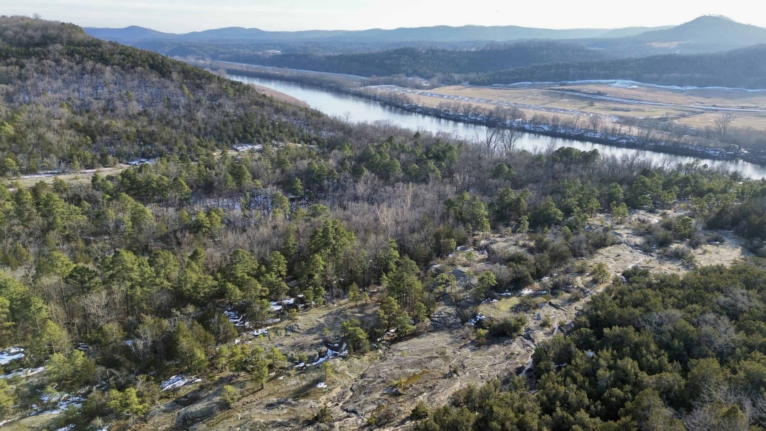RIVERFRONT ACREAGE FOR SALE IN NORTH CENTRAL ARKANSAS