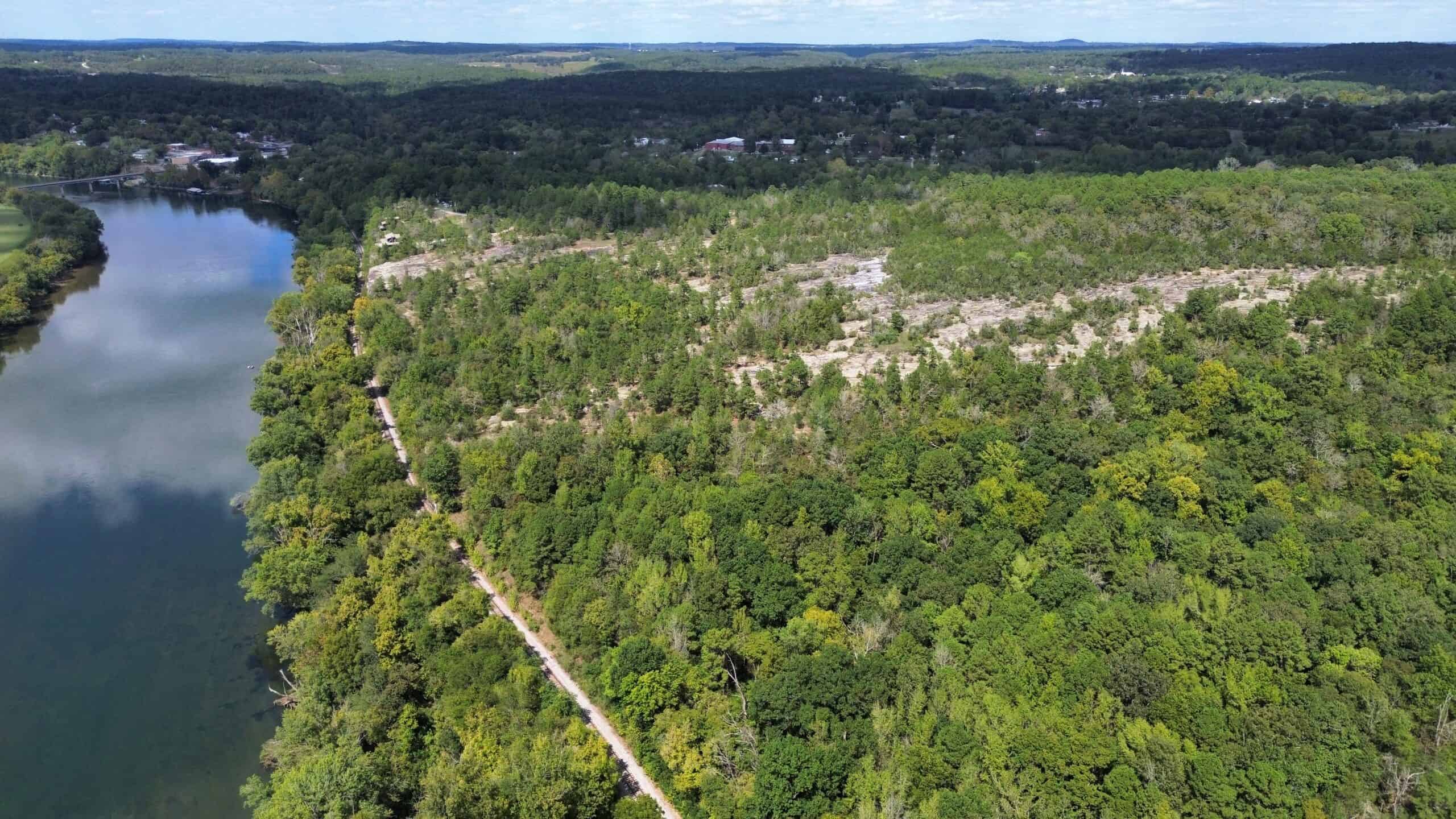 RIVERFRONT ACREAGE FOR SALE IN NORTH CENTRAL ARKANSAS