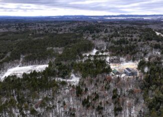 160± acre Monroe County property Located off dead end road,