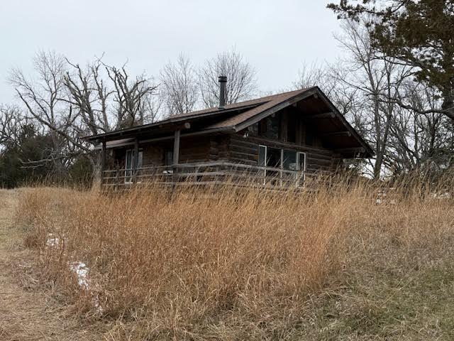 Premier Nebraska Hunting Retreat,  25 acres with Log Cabin