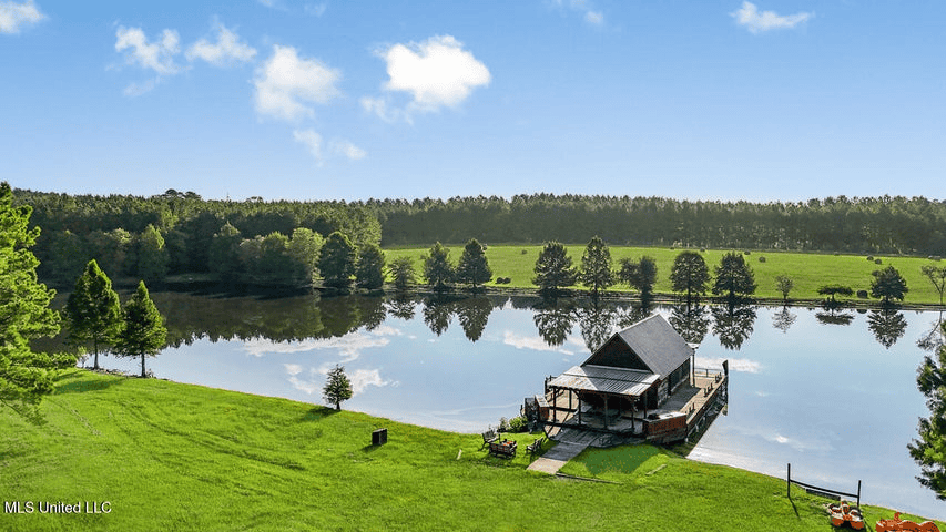 Osyka, MS 100± Acre Gated Estate with Lake & Home
