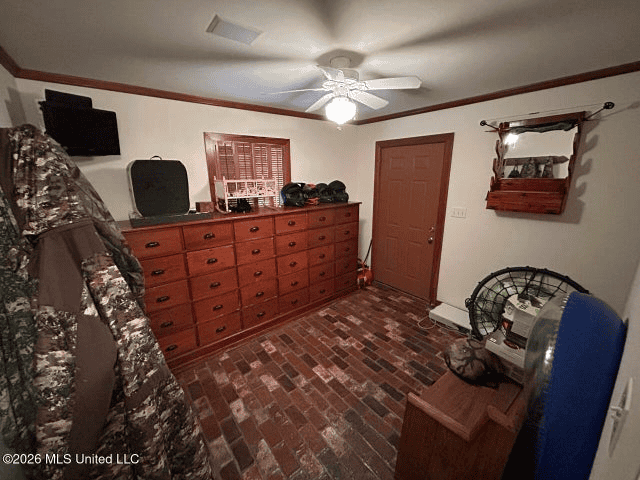 Osyka, MS 100± Acre Gated Estate with Lake & Home