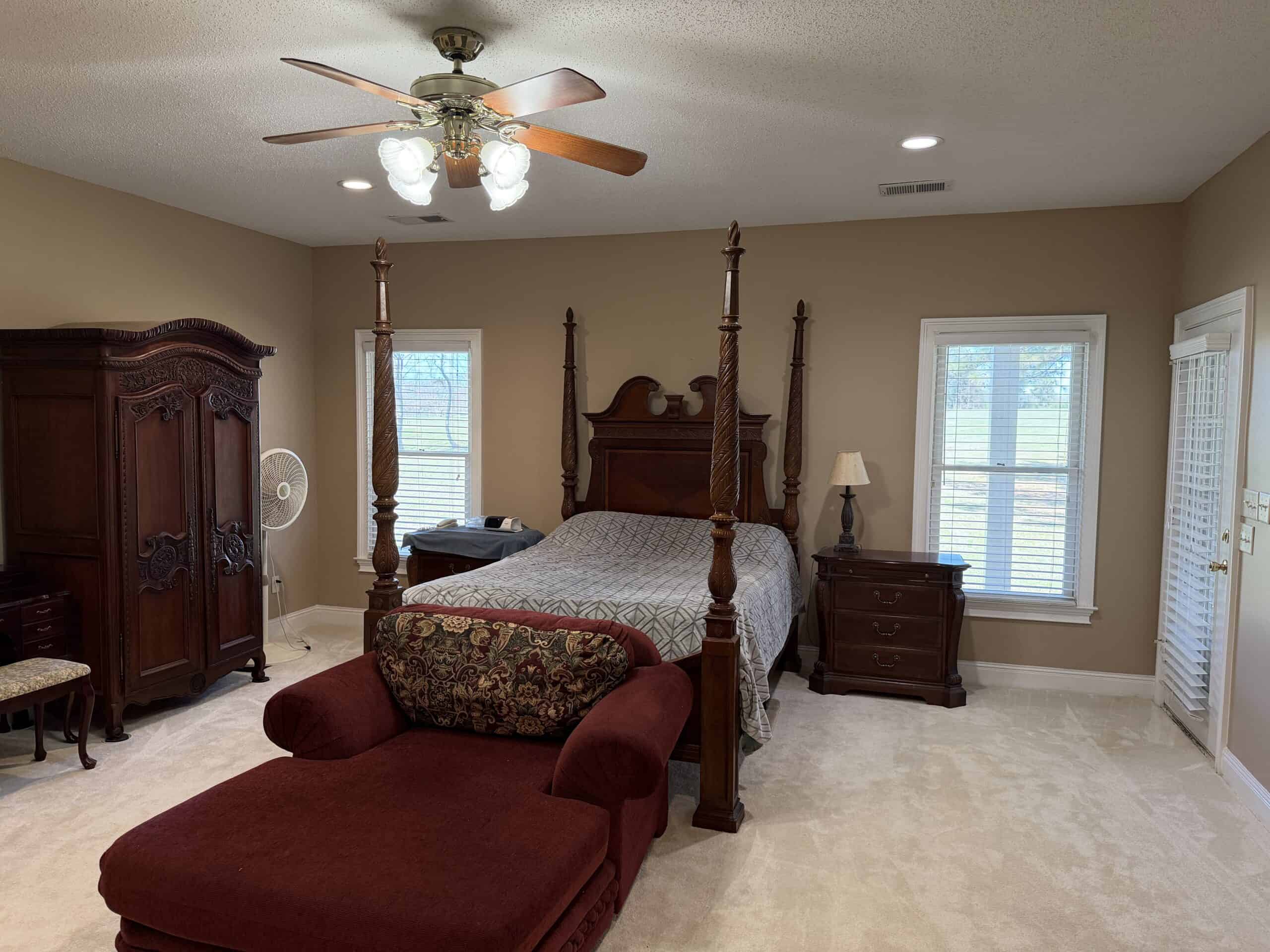 300 ACRE+/- PRIVATE ESTATE FOR SALE IN TN, 2 HOMES, LAKE
