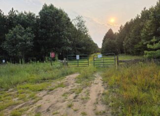 160± acre Monroe County property Located off dead end road,