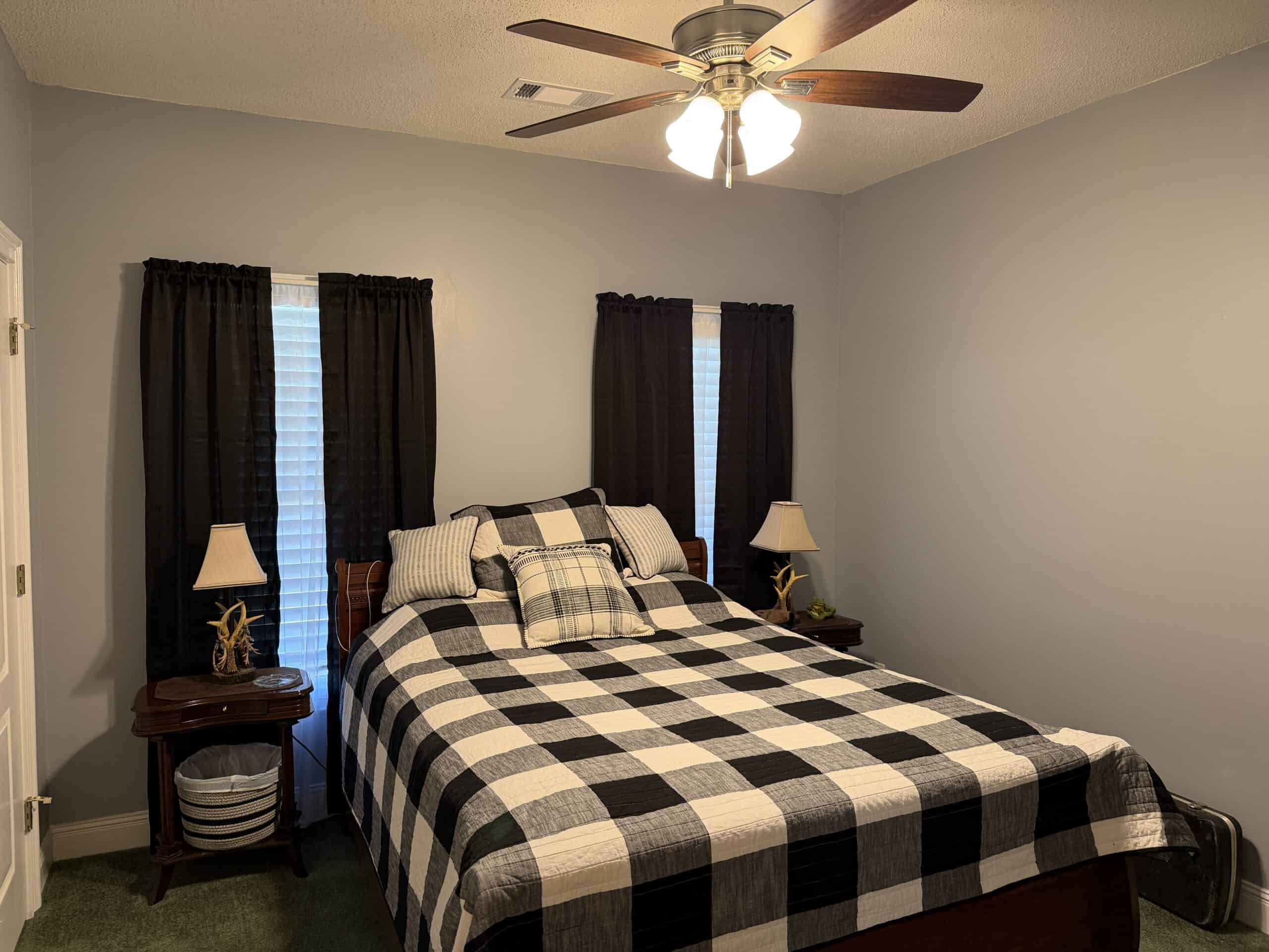 300 ACRE+/- PRIVATE ESTATE FOR SALE IN TN, 2 HOMES, LAKE