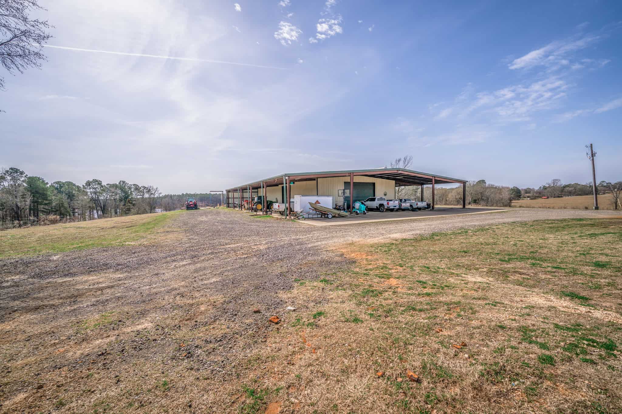 TexAz Ranch: 814-Acre Regenerative Legacy & Multi-Home Compound