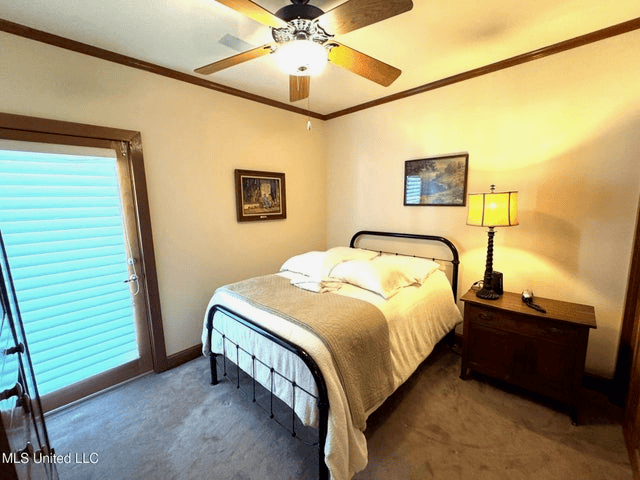 Osyka, MS 100± Acre Gated Estate with Lake & Home