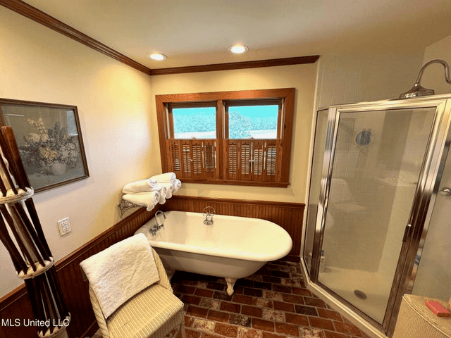 Osyka, MS 100± Acre Gated Estate with Lake & Home
