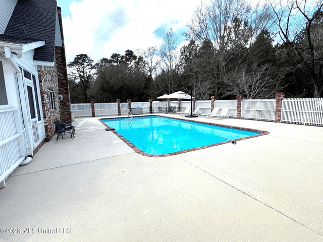 Osyka, MS 100± Acre Gated Estate with Lake & Home